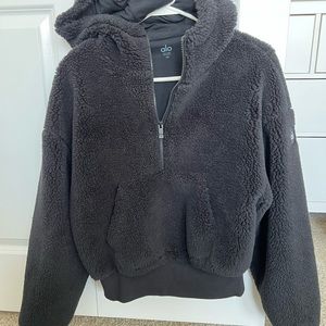 Alo yoga 1/4 zip Sherpa hoodie
